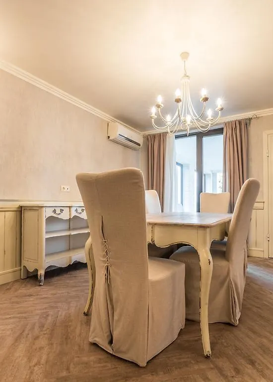 Apartment Evksinograd ヴァルナ