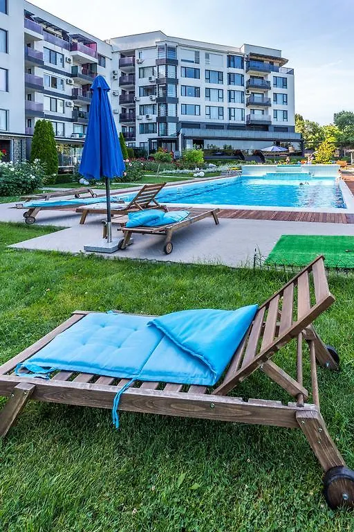 Apartment Evksinograd ヴァルナ