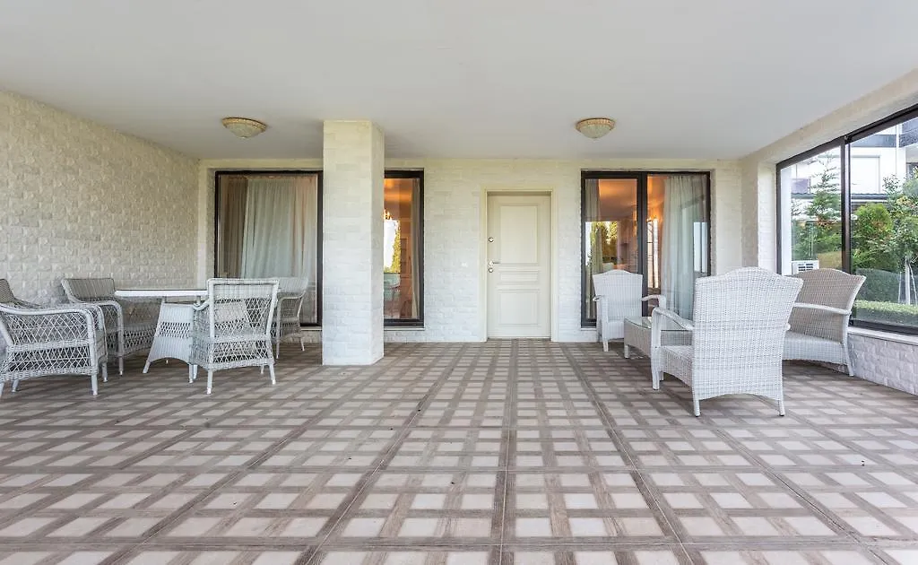 Apartment Evksinograd ヴァルナ
