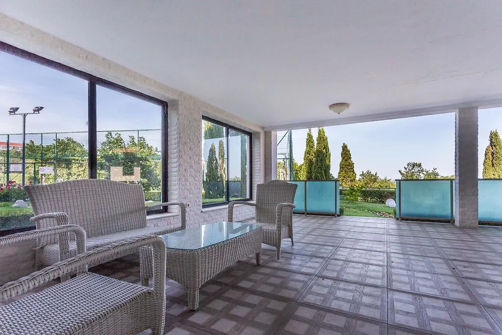 Apartment Evksinograd Varna